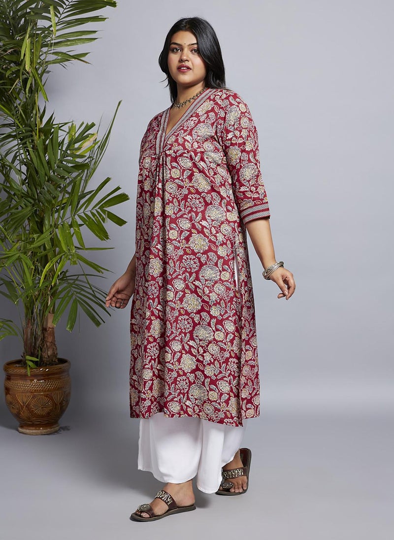 جلو باص جلوبلس تونيك نسائي برقبة على شكل  بطبعات زهور كاملة بكسرات مقاس كبير للعمل - Image 3